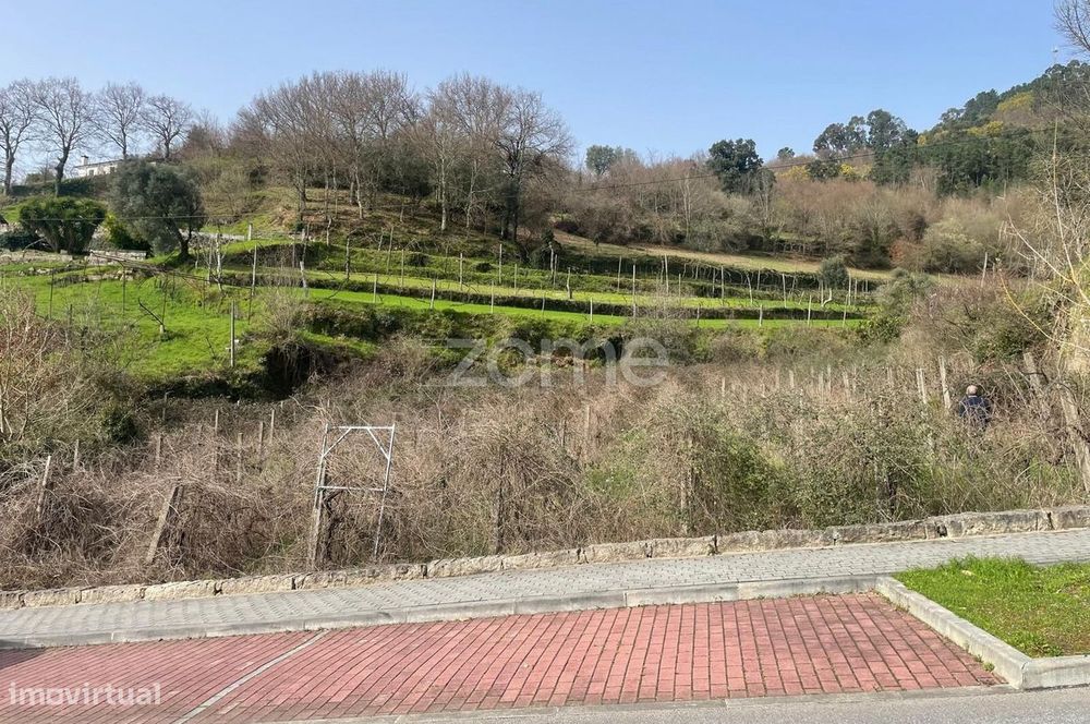 Terreno em Cerva – 1.800 m² | Excelente localização