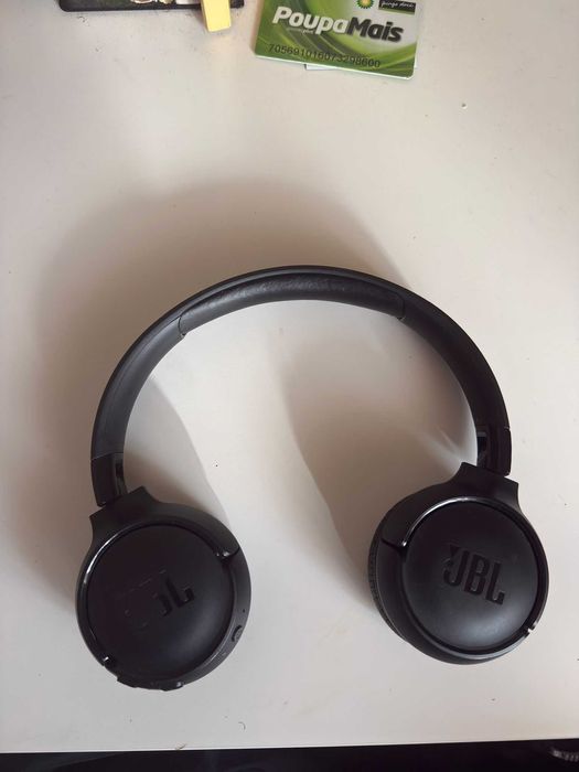 Auscultadores Bluetooth JBL TUNE 520BT
