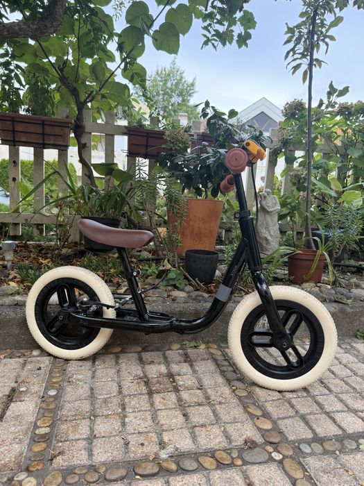 Bicicleta de equilíbrio B’TWIN + capacete