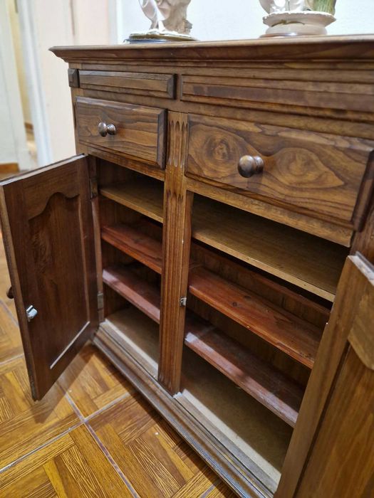Cómoda/Aparador em Madeira Maciça | 6 Gavetas e 3 Portas