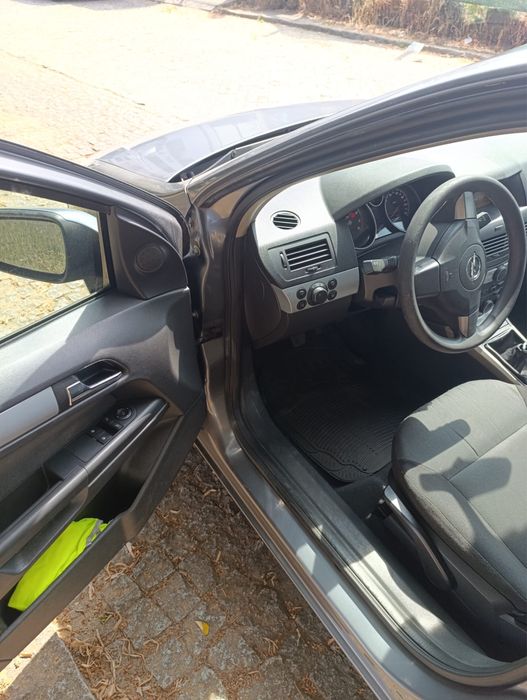 Opel Astra  H 1.4