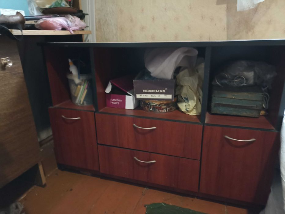 Стіл під телевізор бв