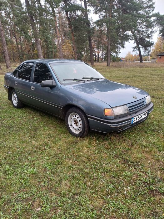 Opel Vectra A. 1.6 Газ/Бензин