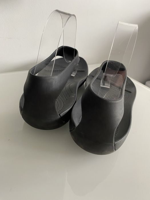 Sandaly Crocs Serena Flip r. 39/40 W9