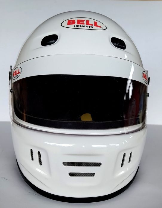 Capacete Bell Sport em excelente estado. Interior ignifugo.