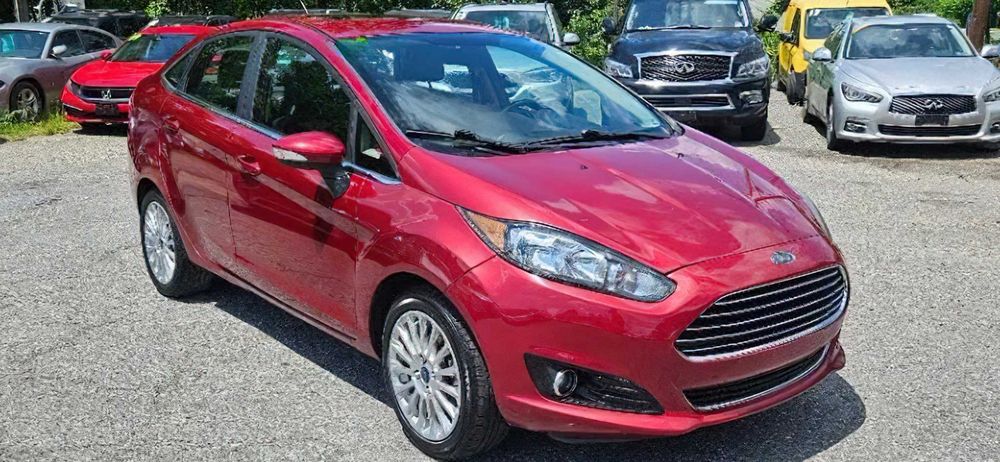 Ford Fiesta Titanium      2016