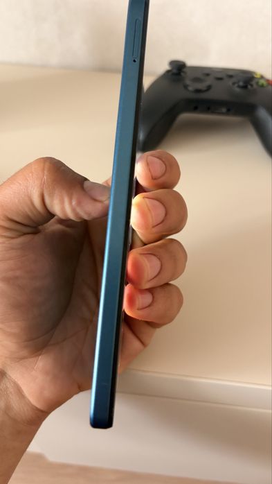 Смартфон Motorola g06