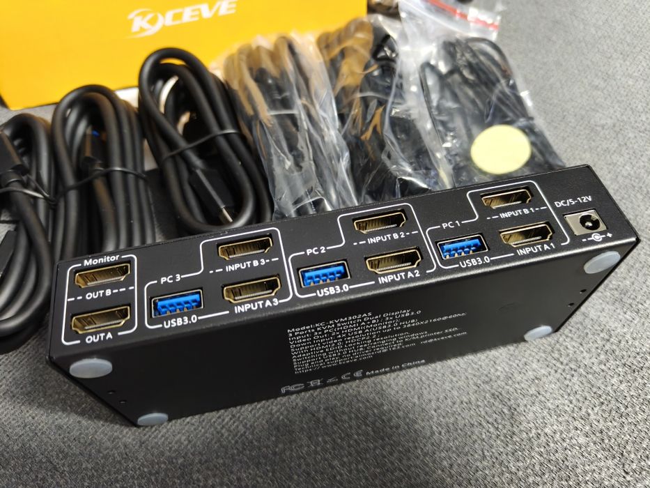 Przełącznik KVM Switch Kceve KC-KVM302AS Dual Display 4K USB 3.0 NOWY