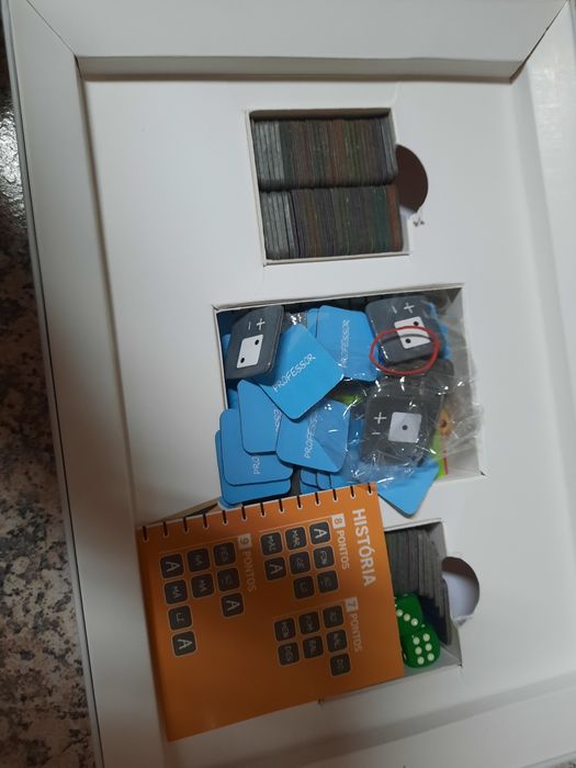 Vamos ao quadro com o professor sapinho