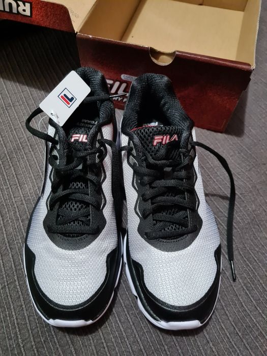 Sapatilha corrida fila nova na caixa n 41