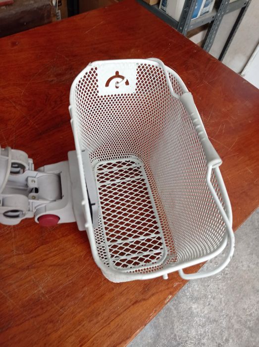 Cesto para pasteleira