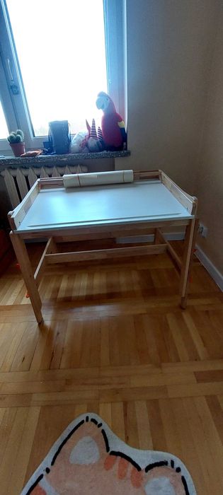 Biurko dziecięce regulowane ikea