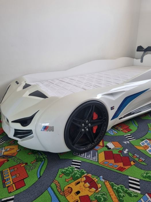 Łóżko  - łóżeczko BMW, auto, samochód