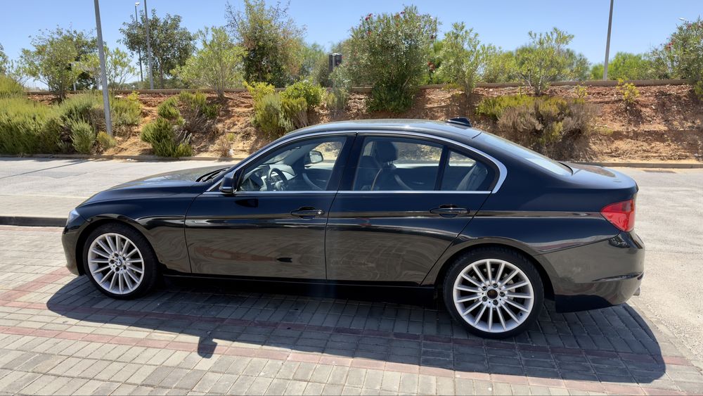 Bmw 318D 150cv a diésel de 2013 em bom estado