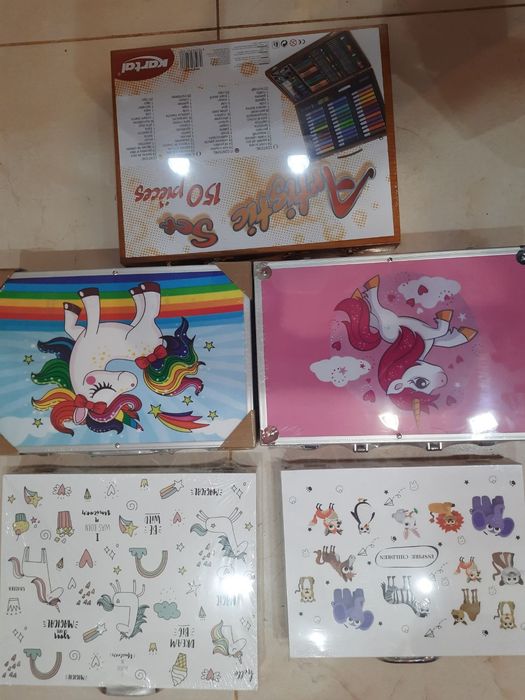 Набір для малювання творчості поні 145 66 150 предметів