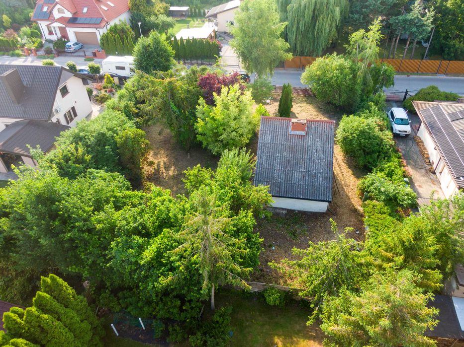Działka z murowanym domkiem | Szałe, ul. Wiśniowa | 880 m²