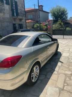 Opel astra twintop cabrio