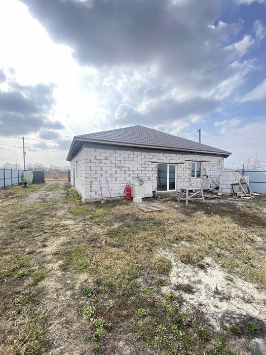 Продам будиночок в Лозівці!