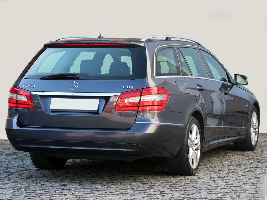 Mercedes Benz E SW 250 CDI Avantgarde, nacional, histórico completo, 2010