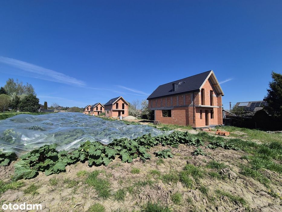 Kocmyrzów ul. Widokowa. Domy SSO -103 i 114 m2