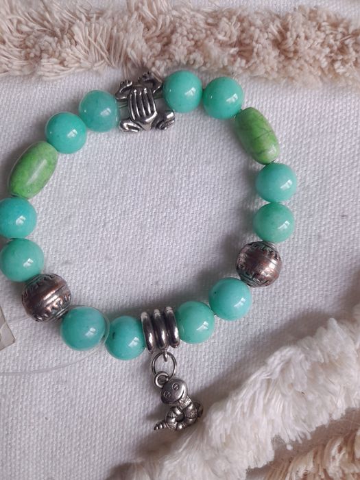 Bransoletka minerał hand made jadeit zielony żaba, robak