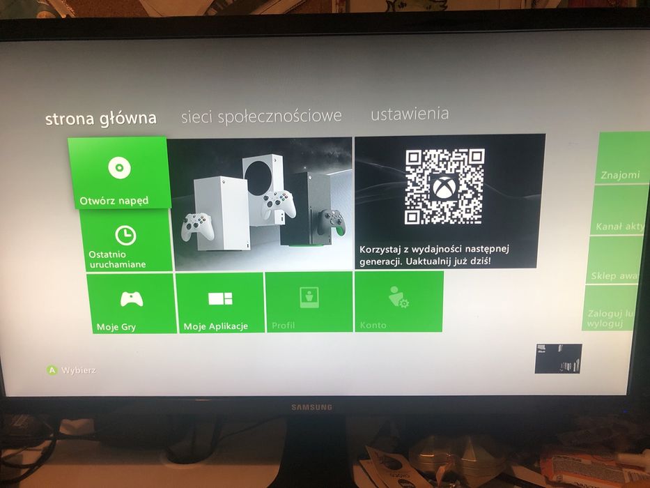 Konsola Xbox360s 250gb piano black kinect pad gry zestaw