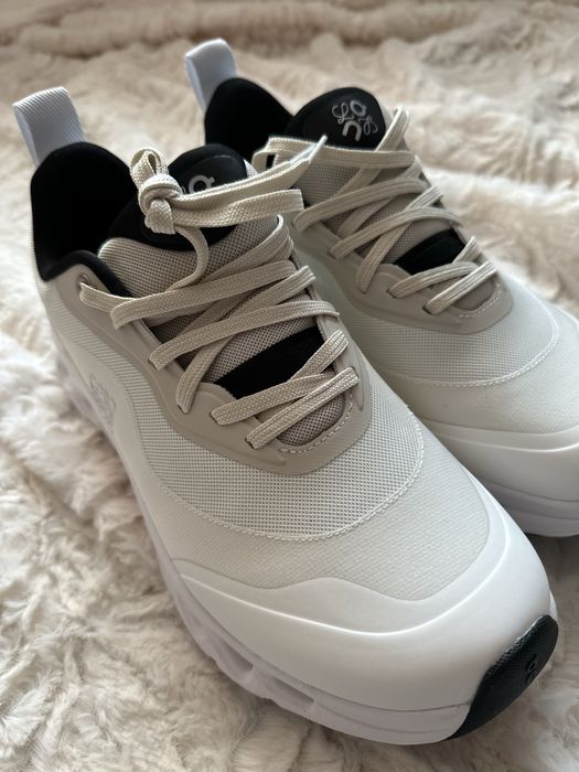 Кросівки LOEWE CloudTilt 2.0 білі, розмір 39, нові