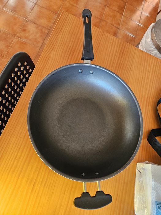 Wok Ikea 28cm bom estado