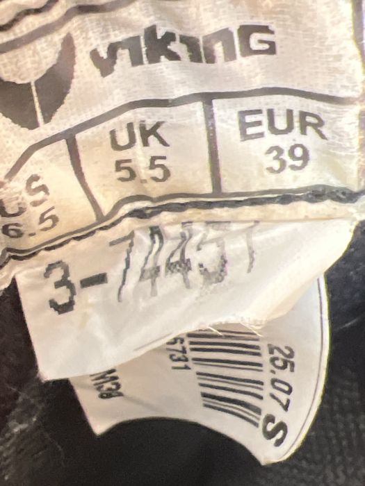 Sprzedam buty trekkingowe firmy VIKING model UGC rozmiar 39 wkł. 25.5