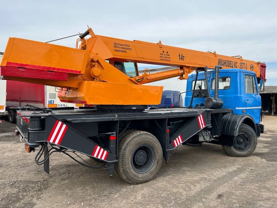 Автокран МАЗ 5337