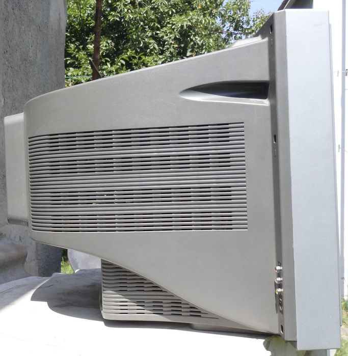 Телевизор Thomson 21DMB06KH Б/У. ЭЛТ с плоским экраном 21"