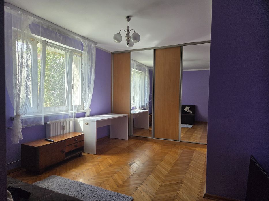 2 pokoje , balkon , akceptowany pies bądź kot