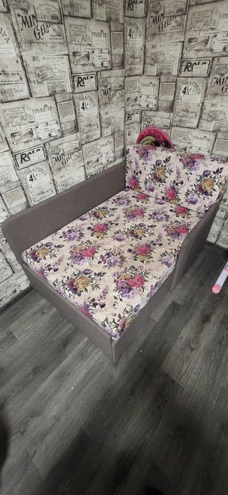 Диван-ліжко  розкладний