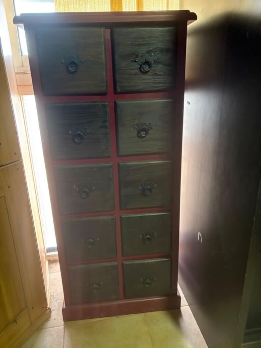 Vendo movel de casa com gavetas