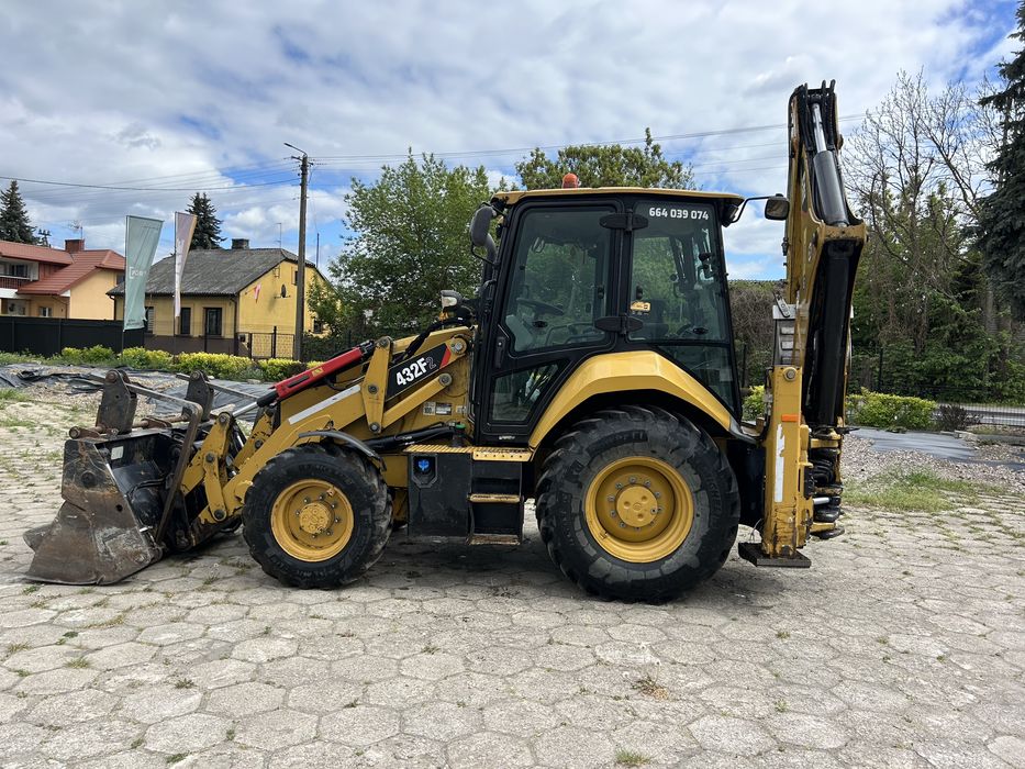 CAT 432f2 super stan cena BRUTTO