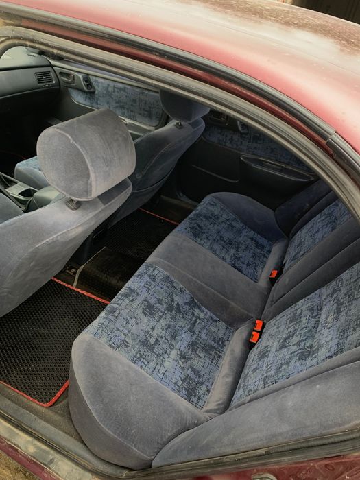 Toyota Carina E