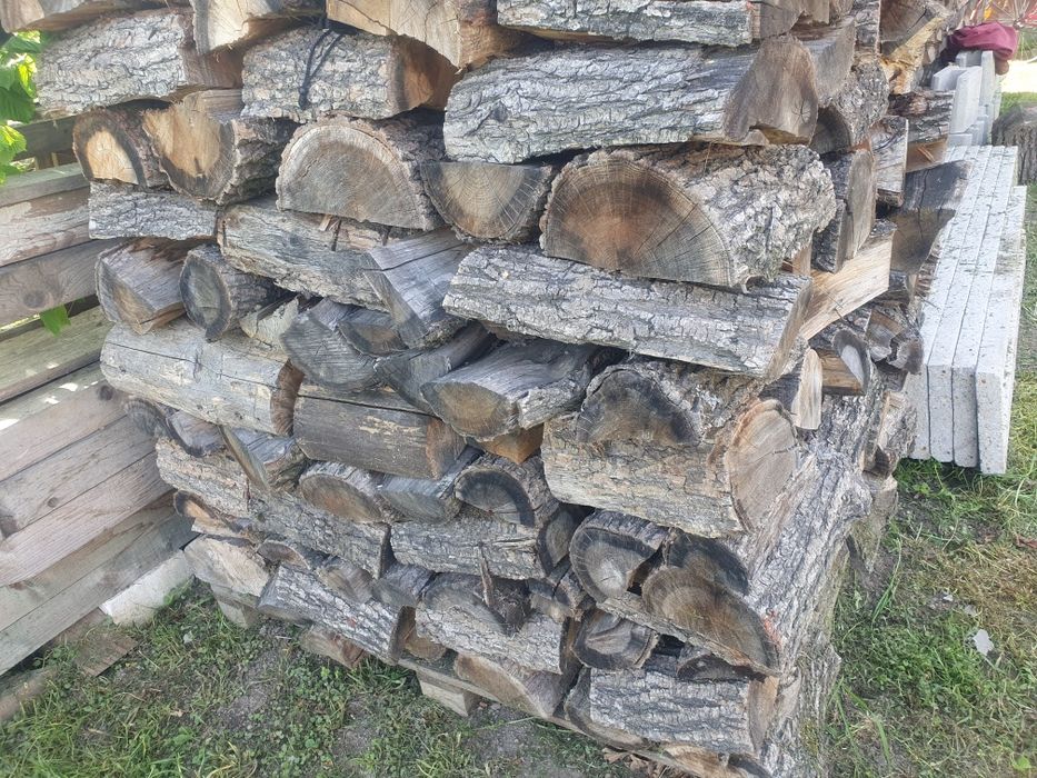 Drewno kominkowe dąb sezonowane
