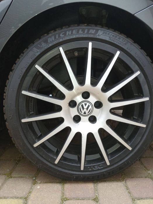 Opony całoroczne Michelin CrossClimate 2 205 40 R17