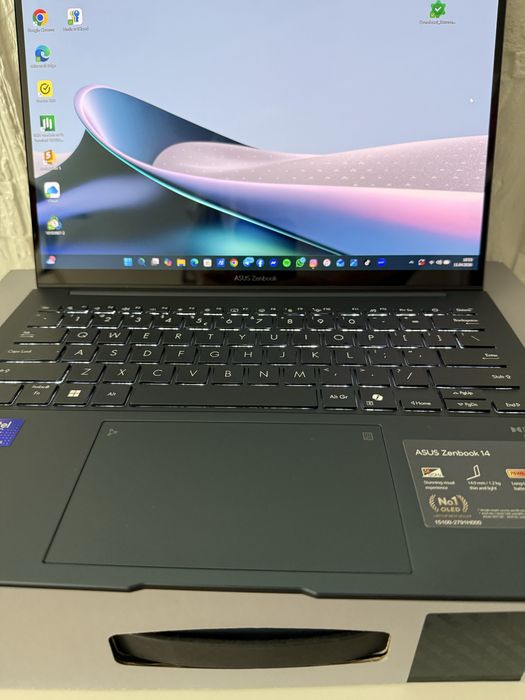 Okazja Asus Zenbook 14” UX3405C ultra 5 ,ram 16gb ,ssd 512g
