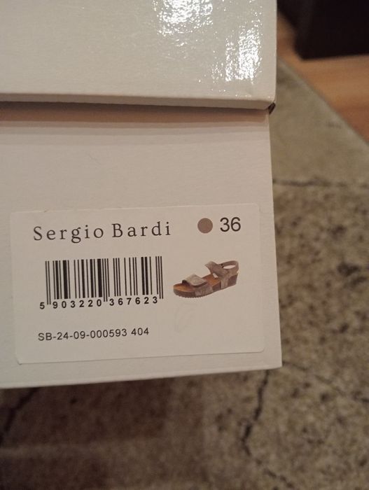 Sandały złote roz.36