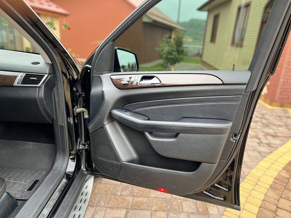 Mercedes-Benz ML 350