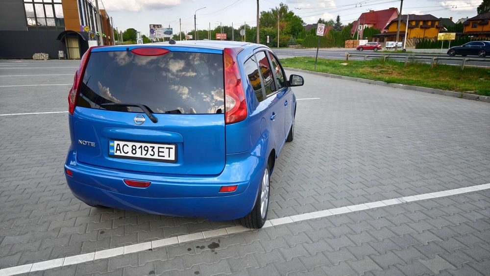 Nissan Note / 1,4 бензин / 2007