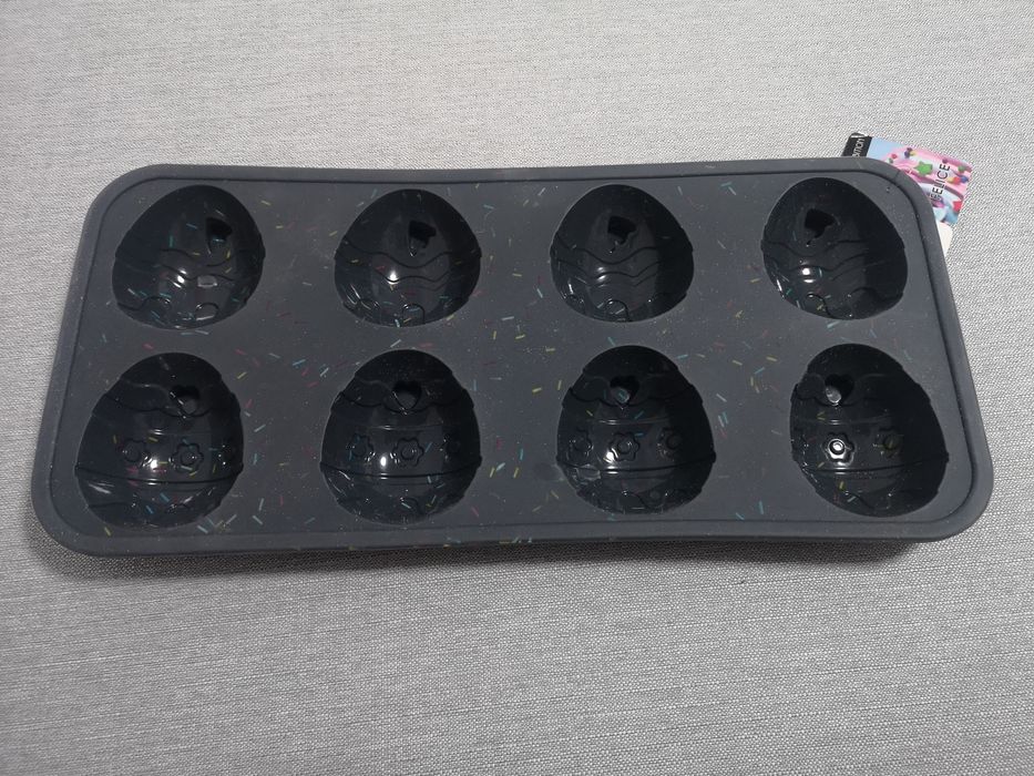 Forma silikonowa do babeczek Ambition Jajka Wielkanoc