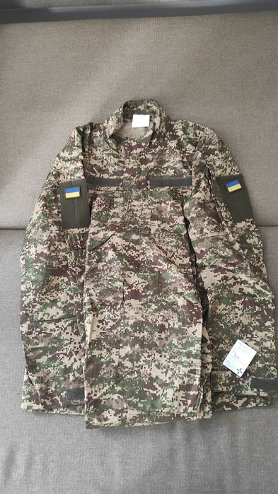 Різна військова форма