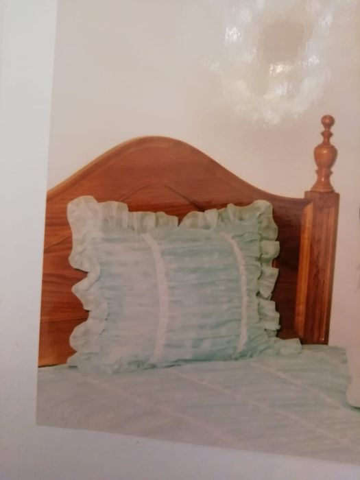 Cama solteiro bom estado64861534374915120