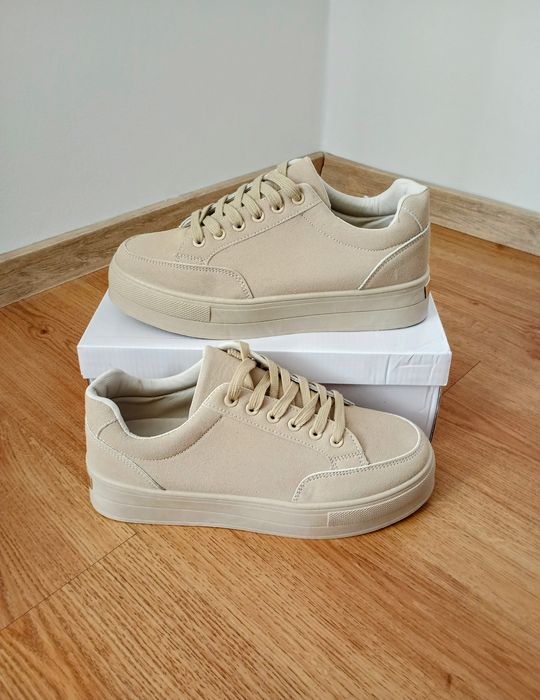 Sneakersy damskie nienoszone 41