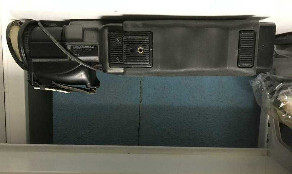 Видеокамера Panasonic M9000 формат VHS робоча БЕЗКОШТОВНА ДОСТАВКА олх