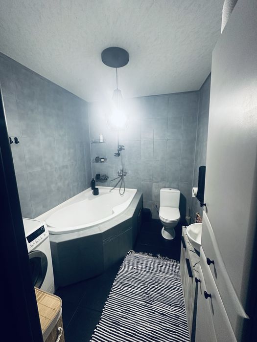 Продам 4-х кімнатну кваритиру Бурштин