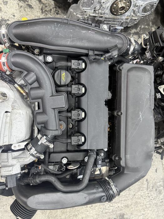 Двигун мотор двигатель PSA5F02 EP6CDT 1.6 турбо Peugeot (308, 3008, 5008, 508) та Citroën (C4 Picasso, DS3, DS5)