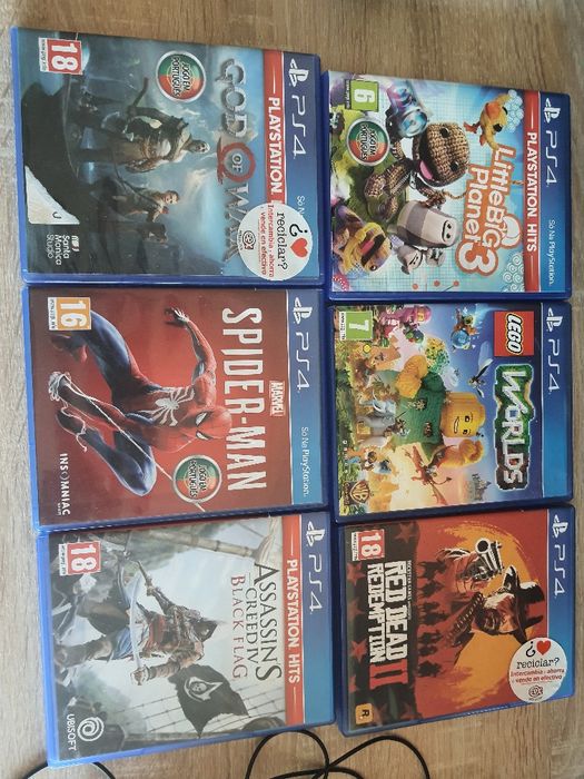 PS4 PRO 1TB+ 2 comandos+headfhones + 6 jogos